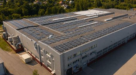 Infraraudonųjų spindulių šildymo sprendimas UAB „HCTC“ gamybinėse patalpose