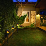 Lauko šviestuvas su saulės baterija Velamp Olympia 5